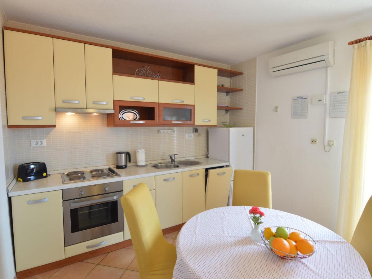 Apartment Viktor-2 By Interhome Trogir Exterior foto